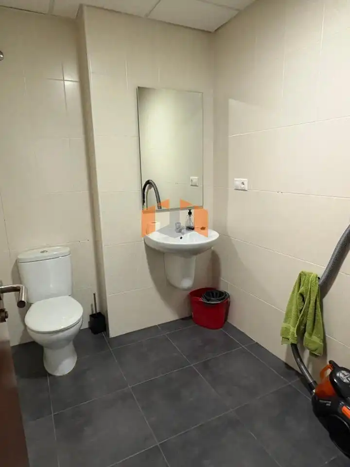 Office space with lift for sale in Navia, imagen 10