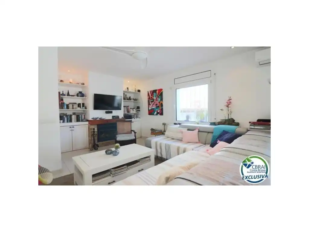 Casa con piscina en venta en Carrer Norfeu, imagen 6