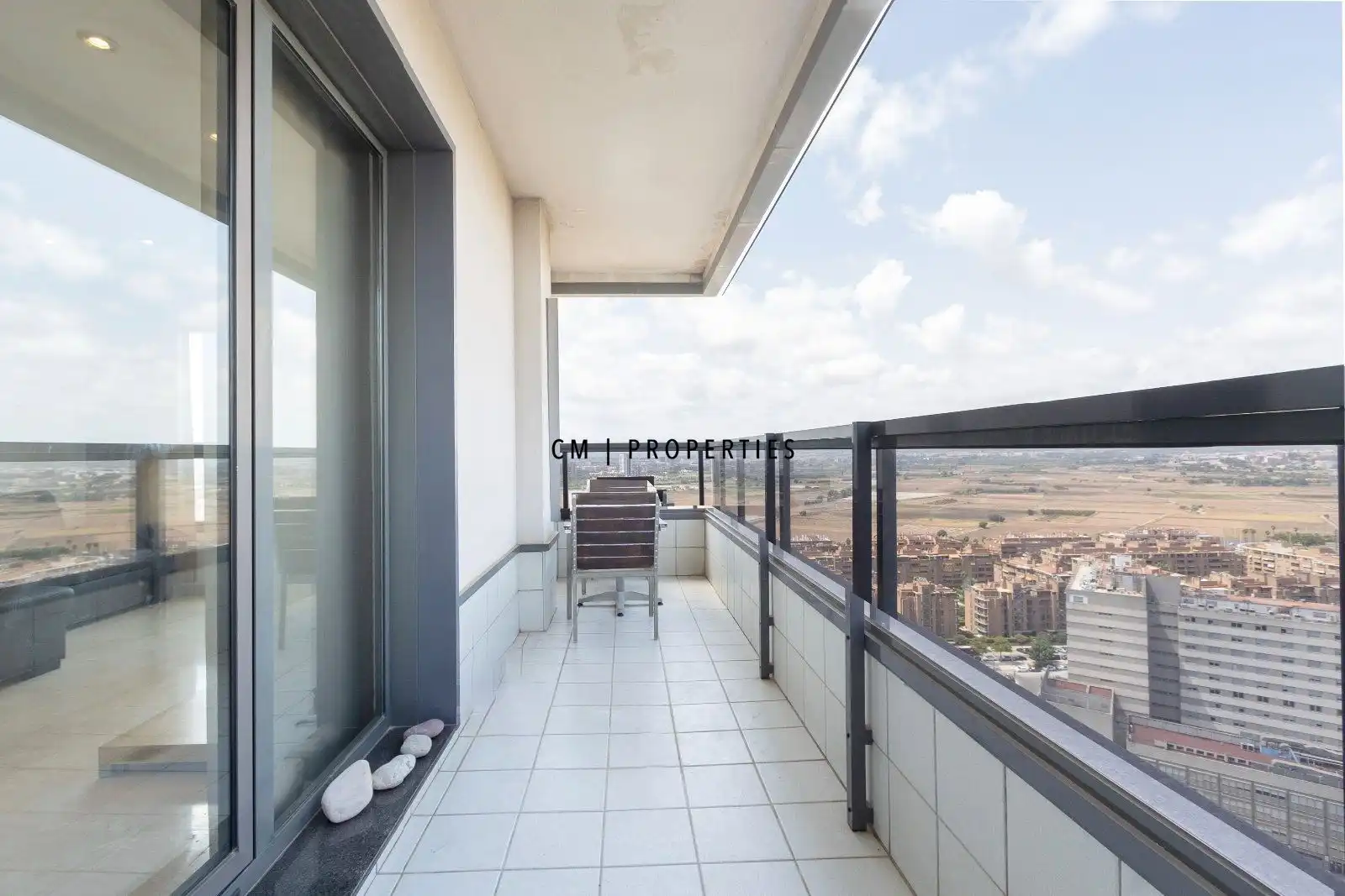 Balcony of Flat for rent in Valencia  with Air Conditioner, Heating and Terrace