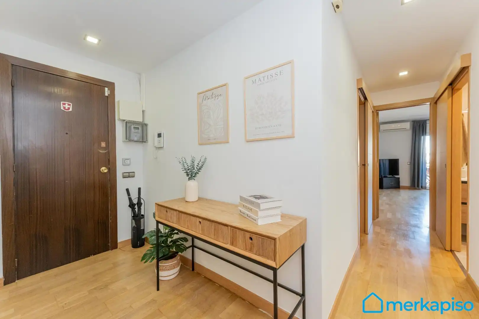 Wohnung zum Verkauf in L'Hospitalet de Llobregat mit Klimaanlage, Heizung und Parkett