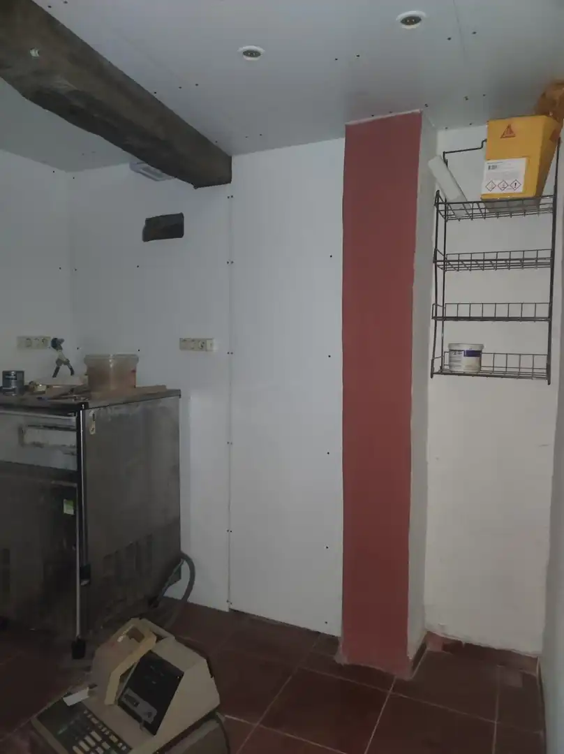Einfamilien-Reihenhaus zum Verkauf in Barruelo de Santullán mit Ofen, Waschmaschine und Fernseher