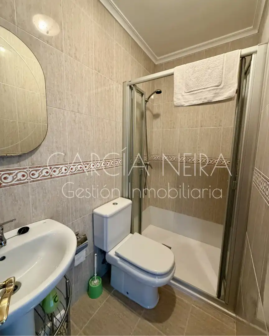 Baño de Piso en venta en Navia con Calefacción, Parquet y Amueblado
