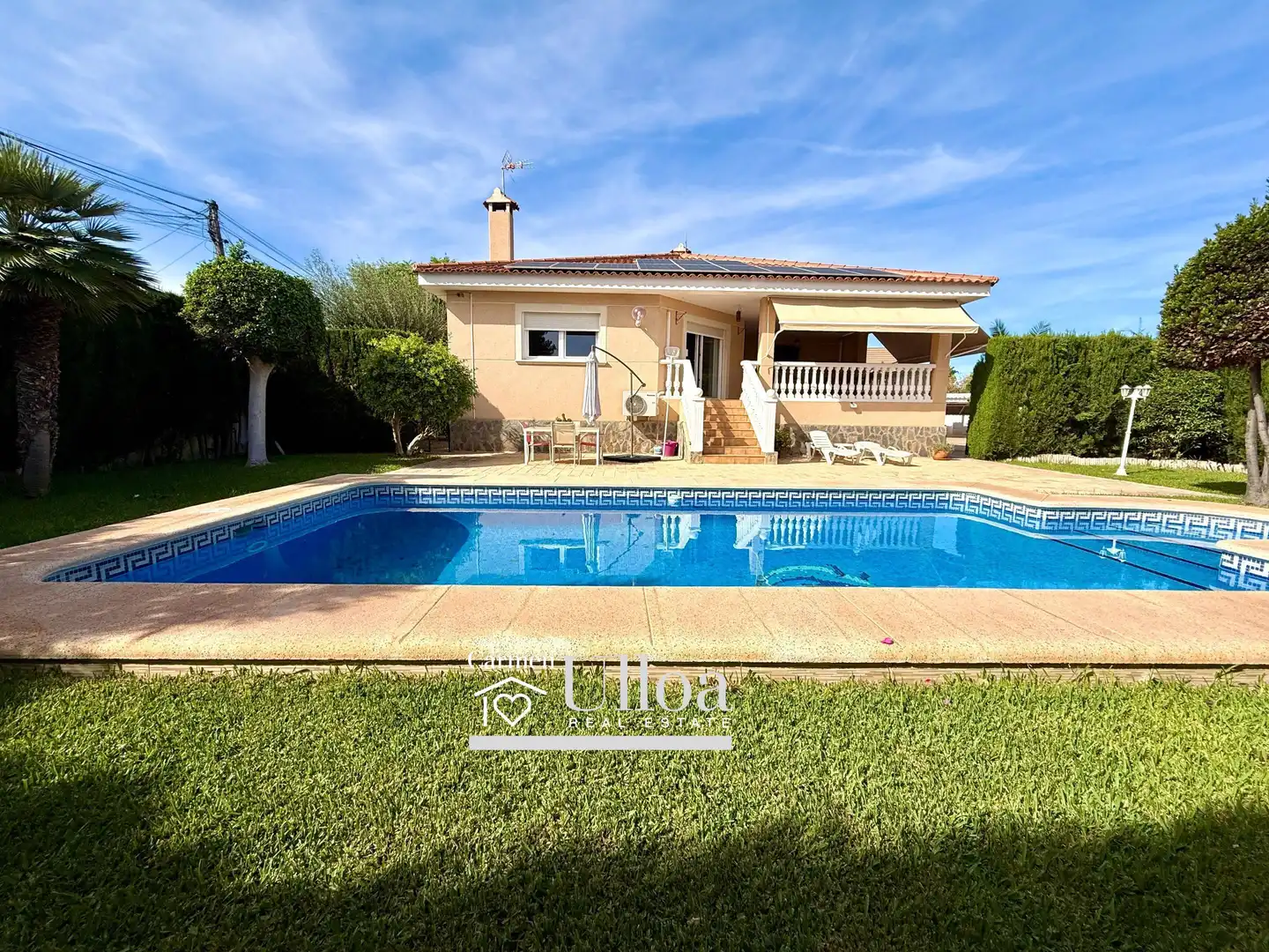 Detached house with pool for sale in Calle del Pino, imagen 7