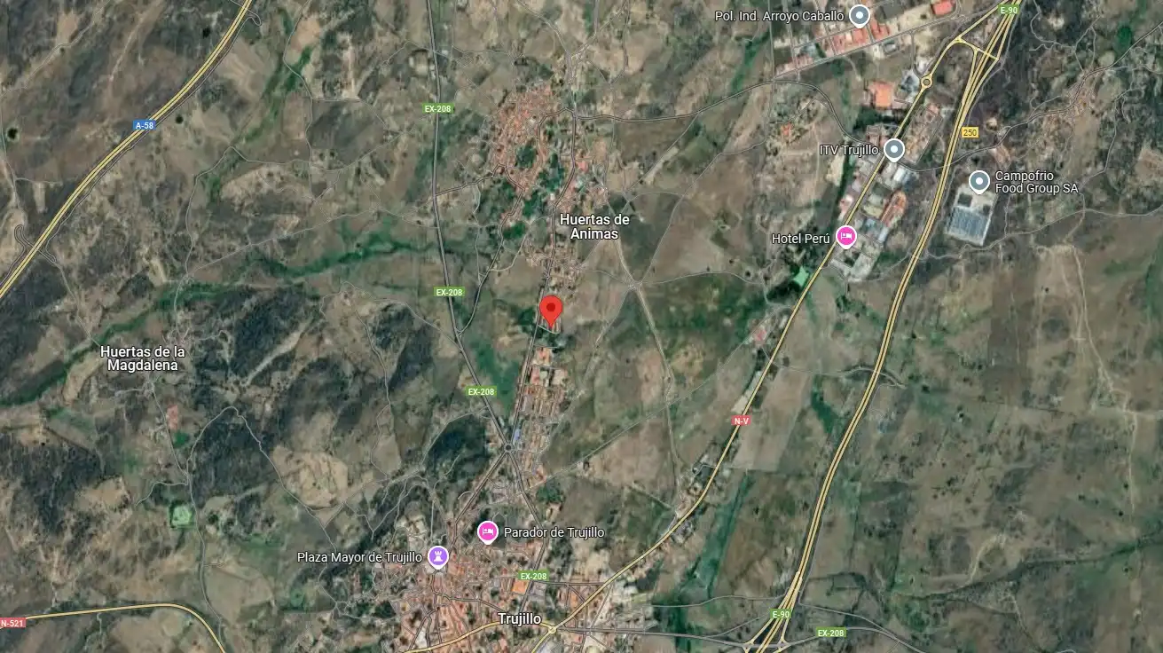 Casa adosada en venda en Trujillo amb Aire condicionat, Calefacció i Forn