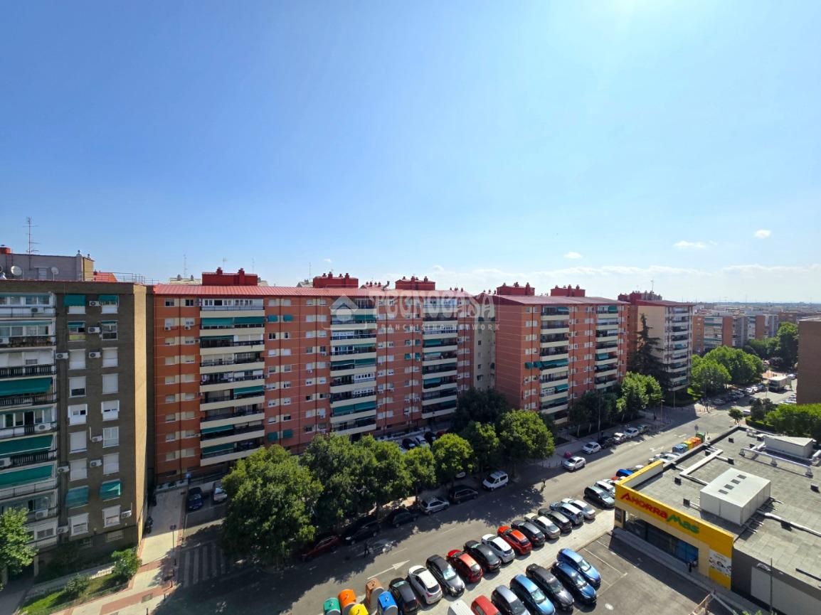 Exterior view of Flat for sale in Alcorcón  with Air Conditioner, Heating and Terrace