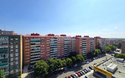Exterior view of Flat for sale in Alcorcón  with Air Conditioner, Heating and Terrace