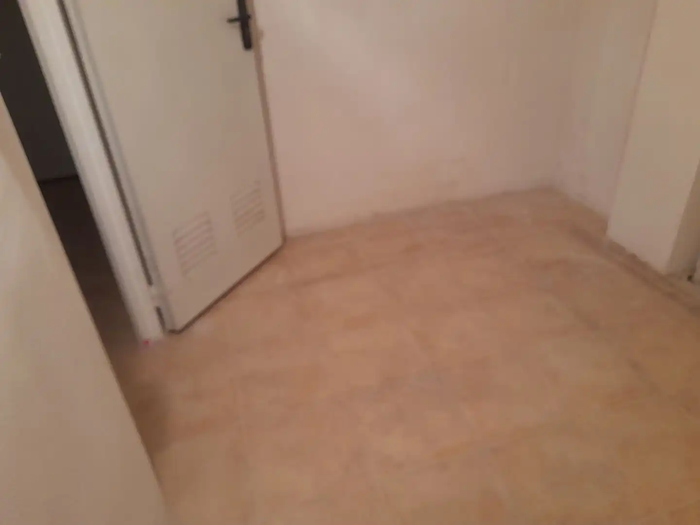Storage room for sale in Paterna