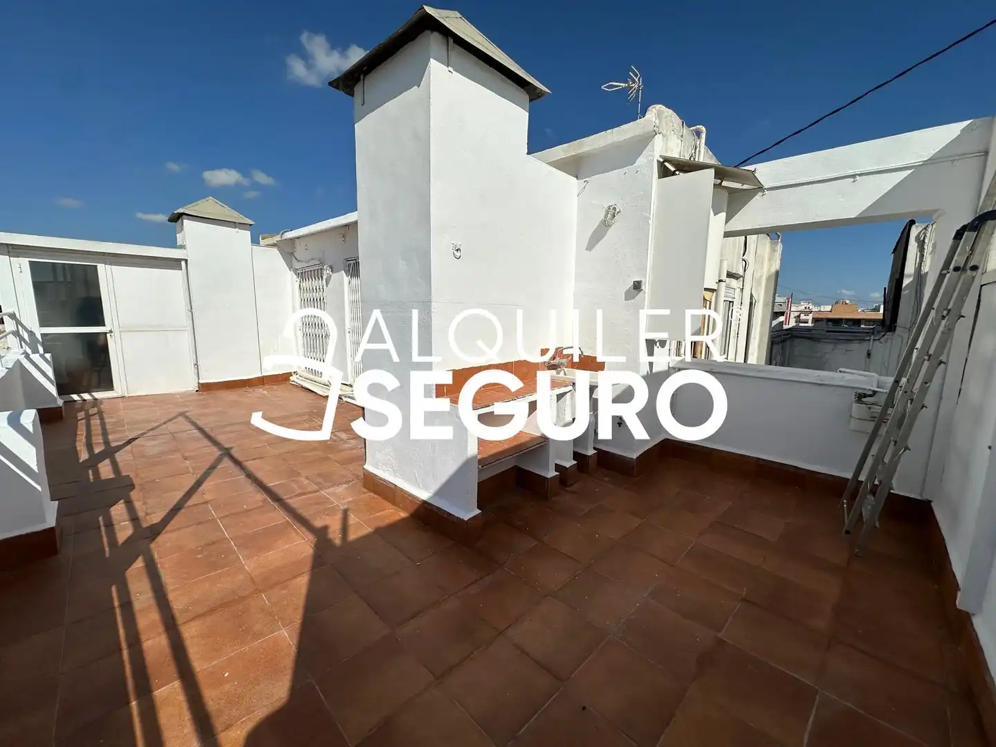 Terrace of Flat for rent in Valencia  with Air Conditioner