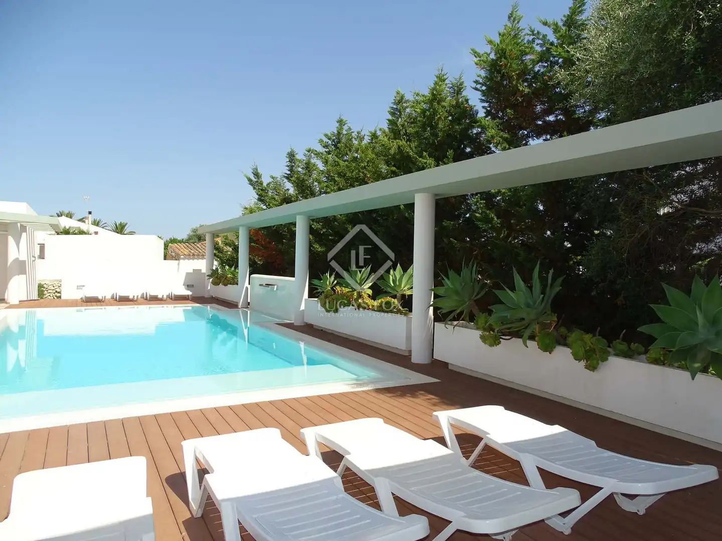 Piscina de Casa o xalet en venda en Ciutadella de Menorca amb Aire condicionat, Calefacció i Jardí privat