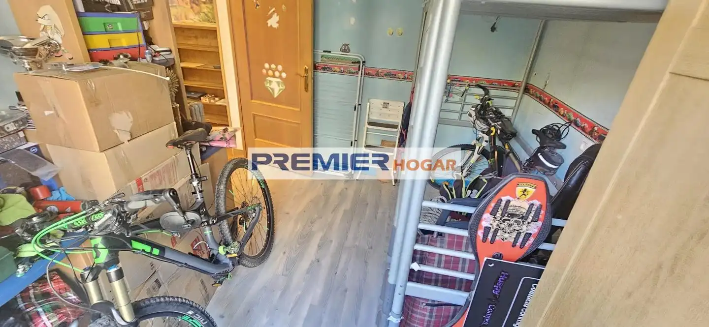 Flat for sale in Calle de Fernández de los Ríos, Arapiles