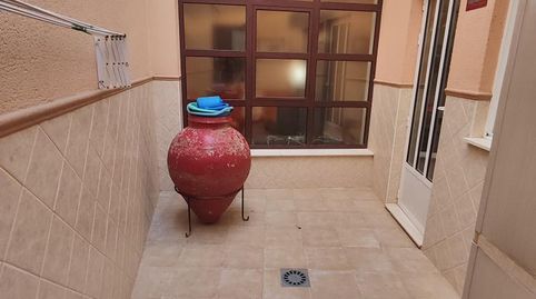 Foto 2 de Casa adosada en venta en Totana, Murcia