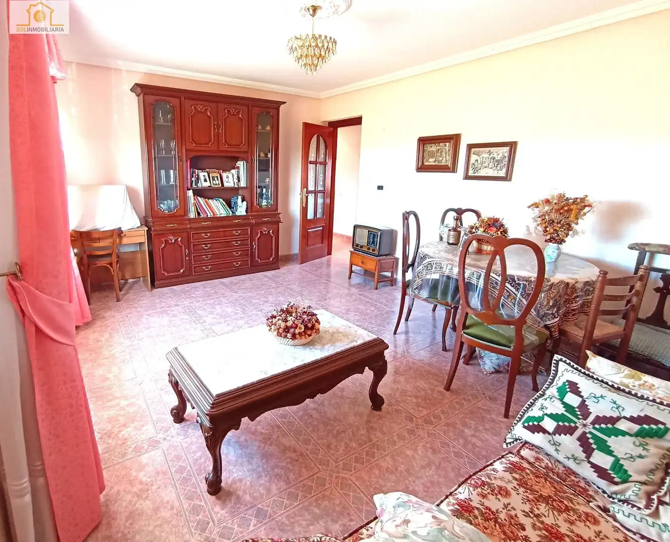 Sala de estar de Casa o chalet en venta en Villanueva de las Manzanas con Calefacción, Jardín privado y Parquet