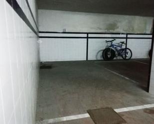 Garage for sale in Nava