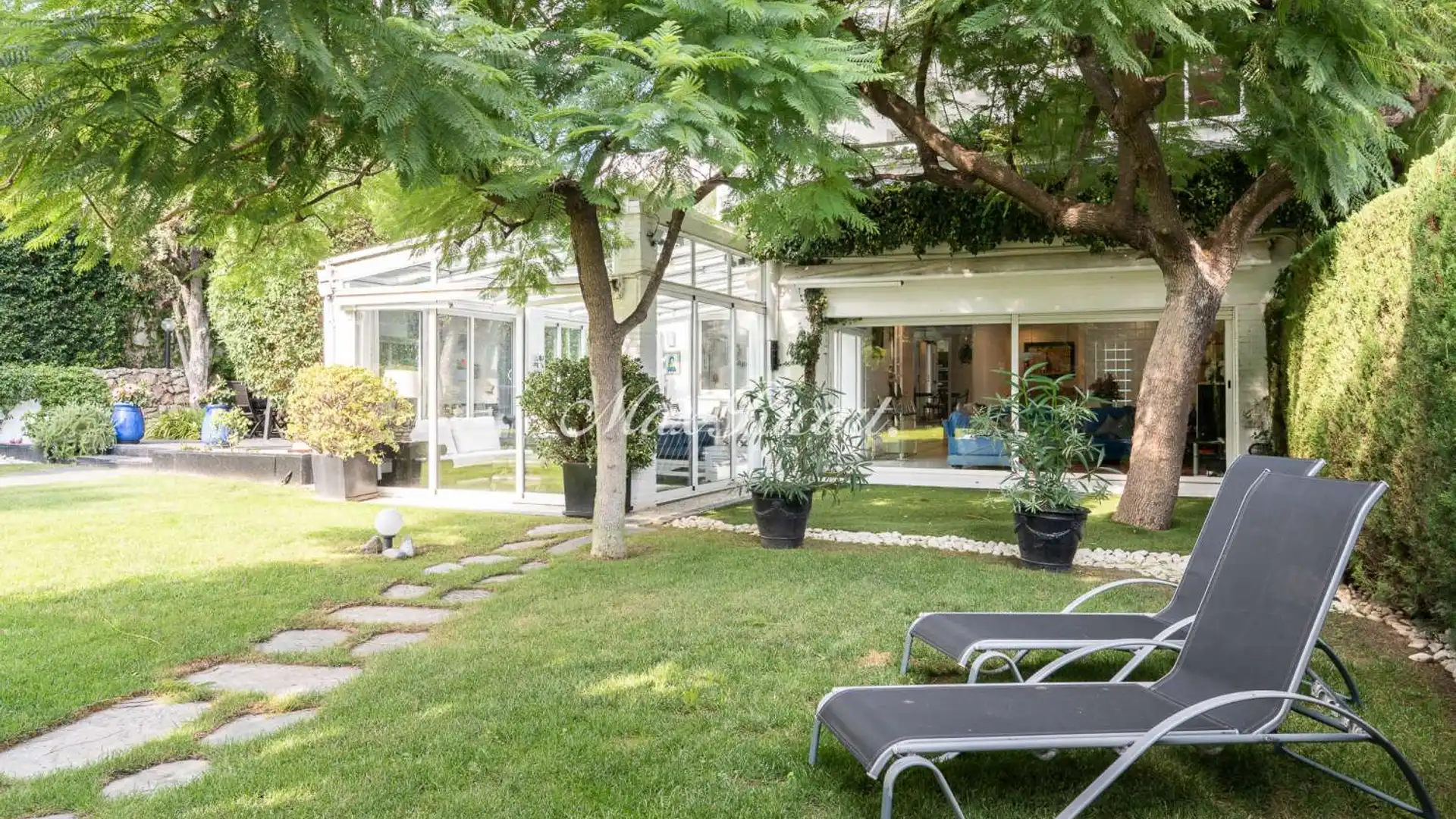 Garden of Houses for sale in  Barcelona Capital  with Air Conditioner, Heating and Terrace