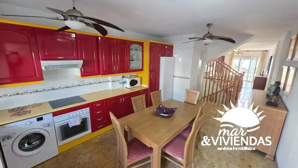 Cocina de Casa adosada en venta en Mojácar con Aire acondicionado, Calefacción y Jardín privado
