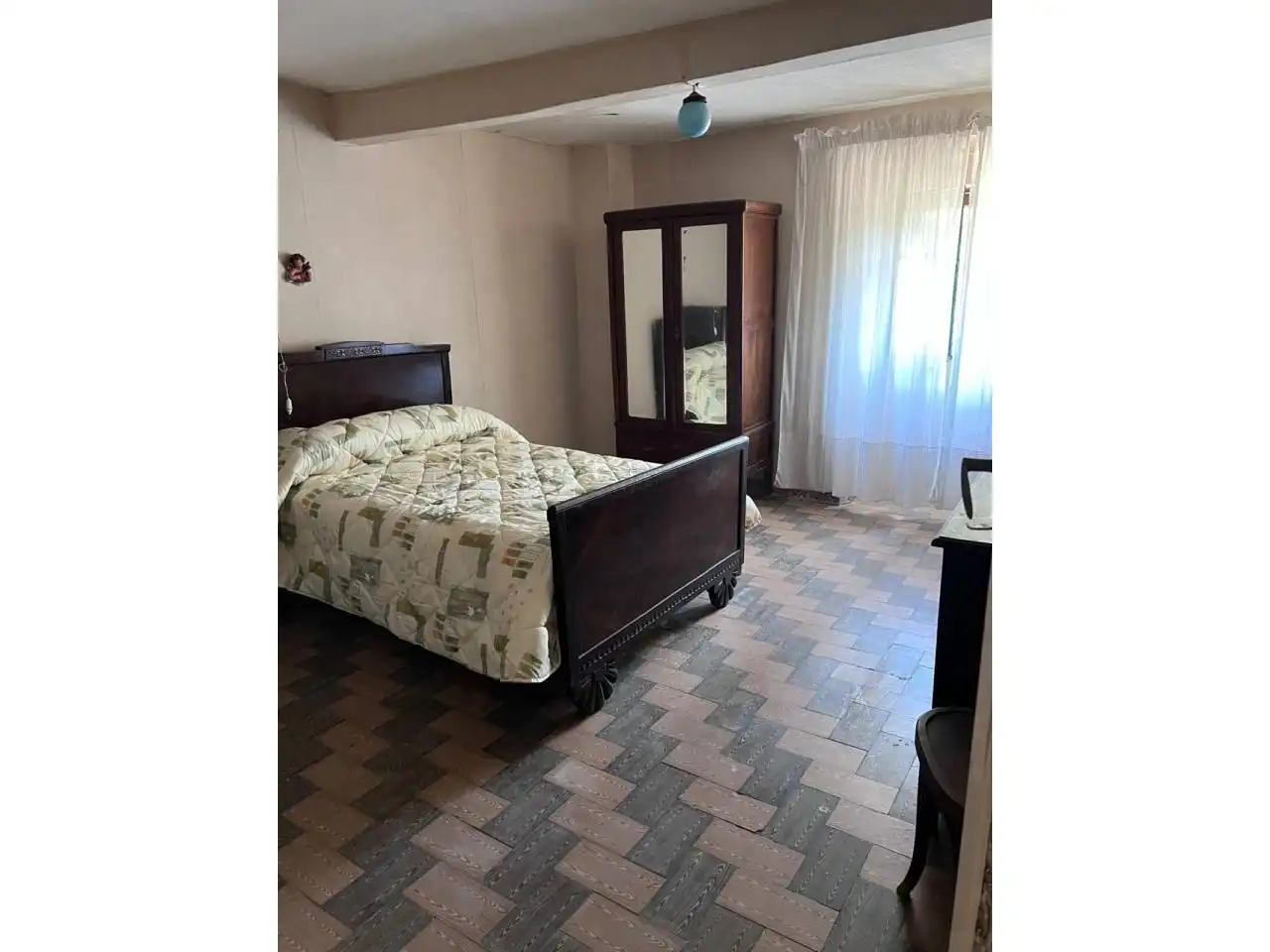 Habitación de Casa adosada en venta en Oña