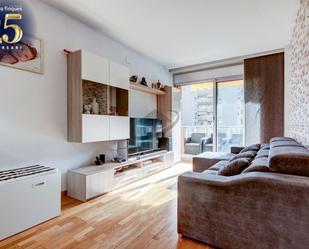 Living room of Flat for sale in Barberà del Vallès  with Air Conditioner, Heating and Private garden