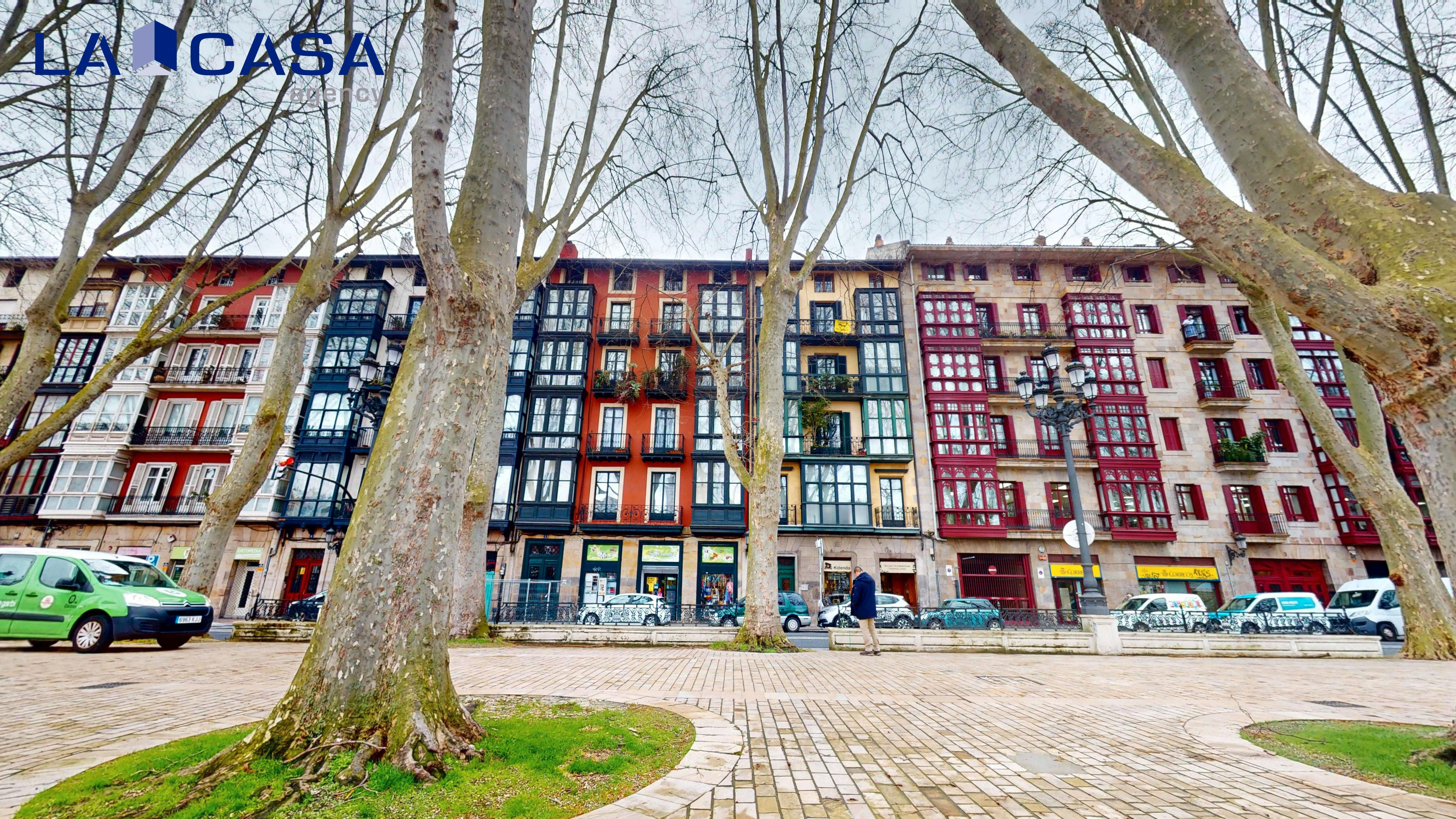 Vista exterior de Piso en venta en Bilbao 