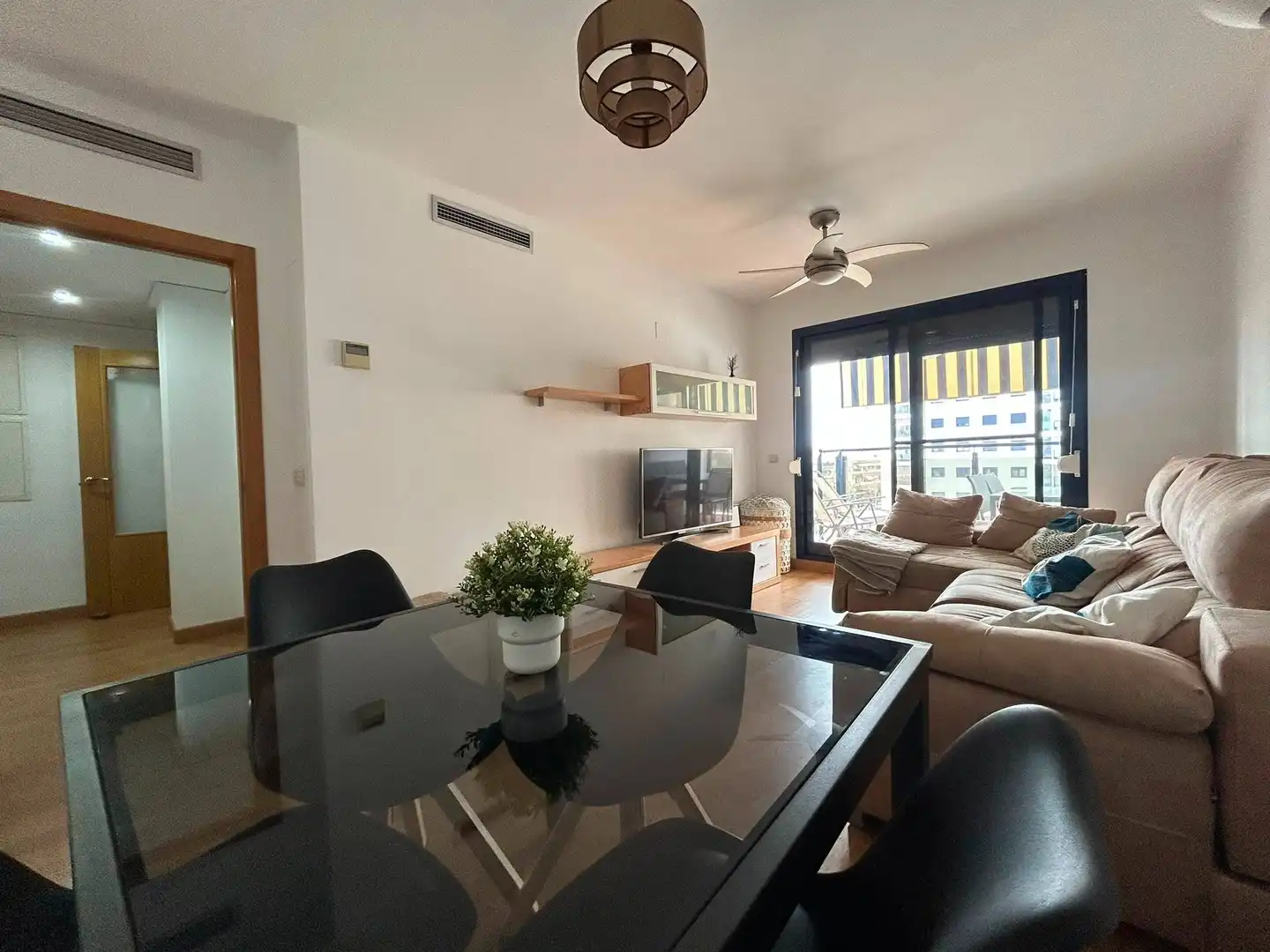 Wohnzimmer von Wohnungen zur Miete in La Pobla de Farnals mit Klimaanlage, Heizung und Terrasse