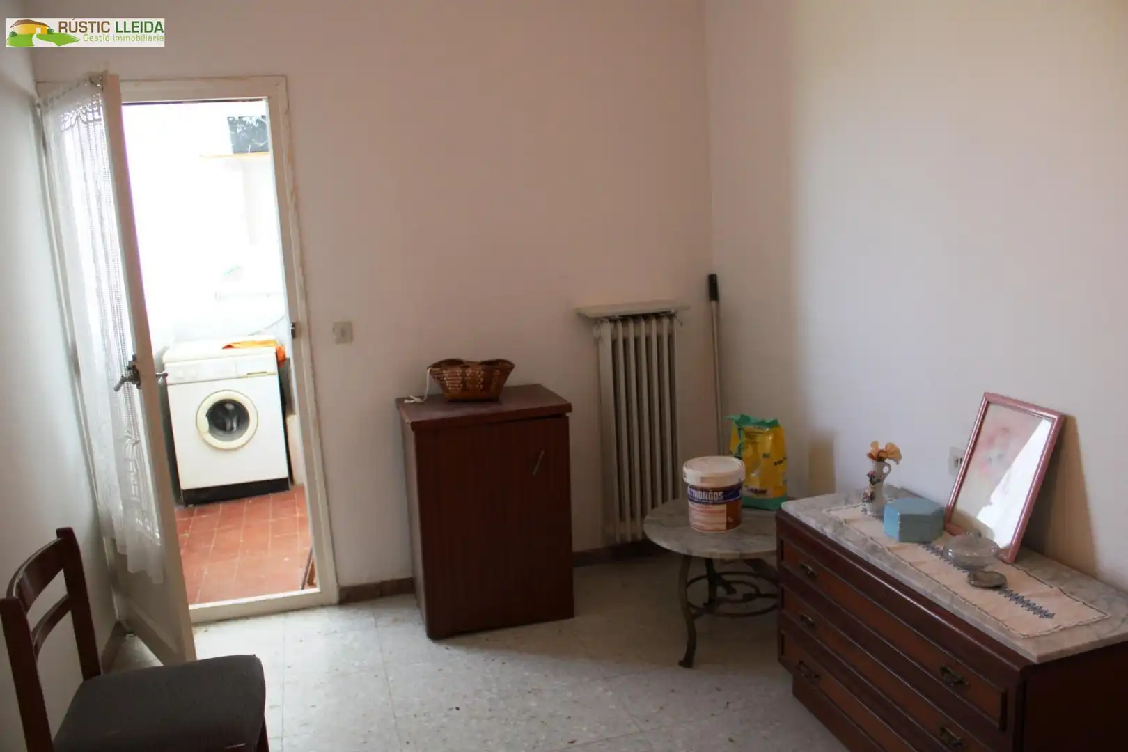 Living room of Flat for sale in Bellpuig  with Heating, Storage room and Balcony