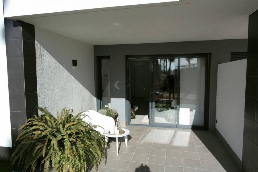 Casa o chalet en venta en Guardamar del Segura con Jardín privado, Terraza y Balcón