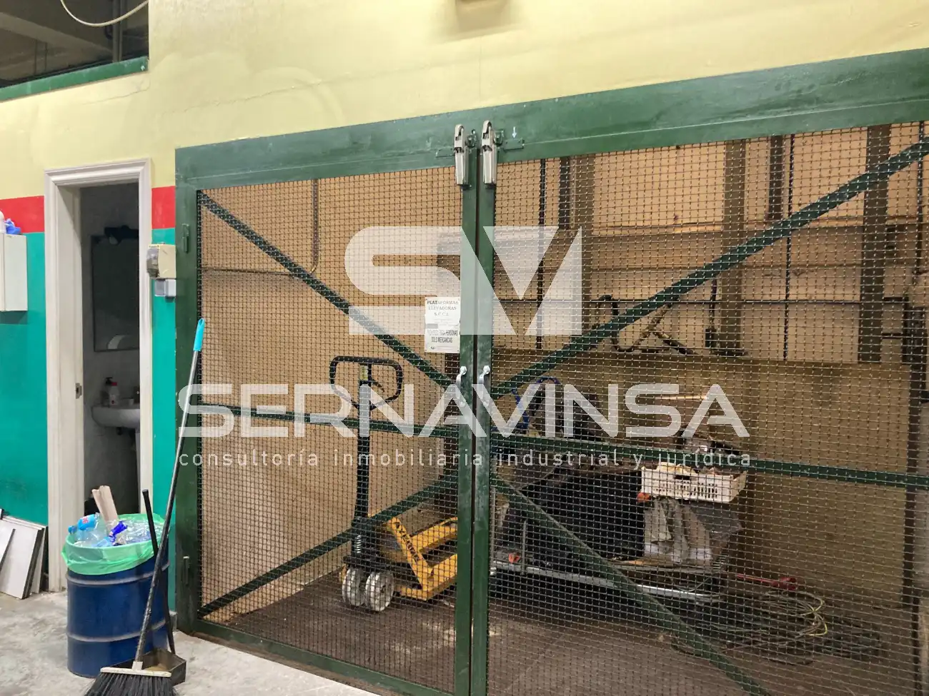 Industrial building for sale in Can Feu - Gràcia, imagen 3