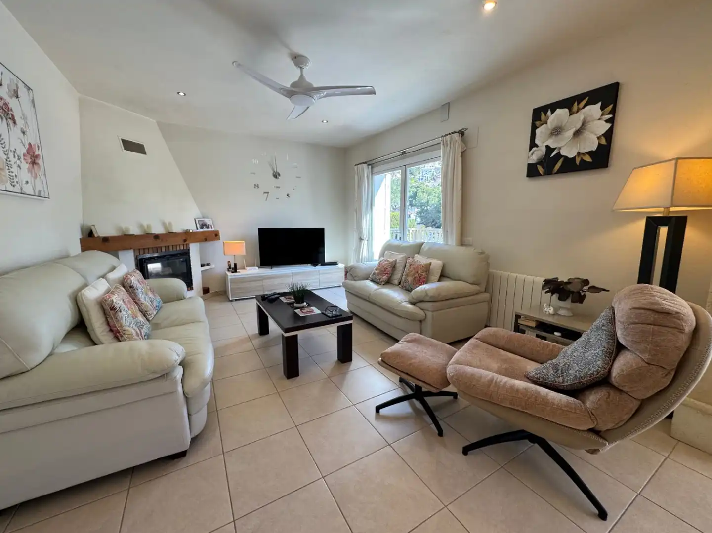 Living room of Houses for sale in Benissa  with Air Conditioner, Heating and Private garden