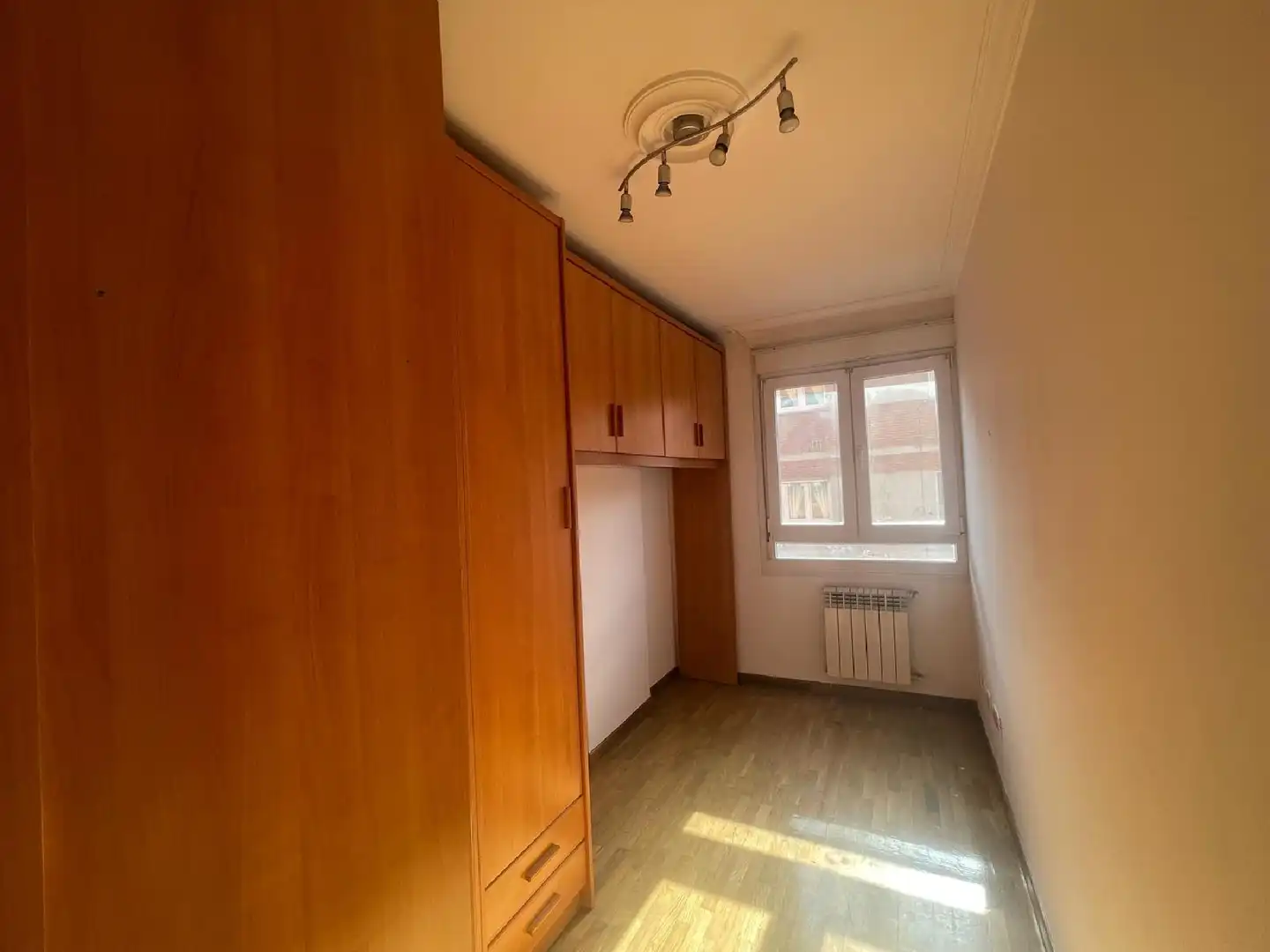 Habitación de Piso en venta en Gijón 