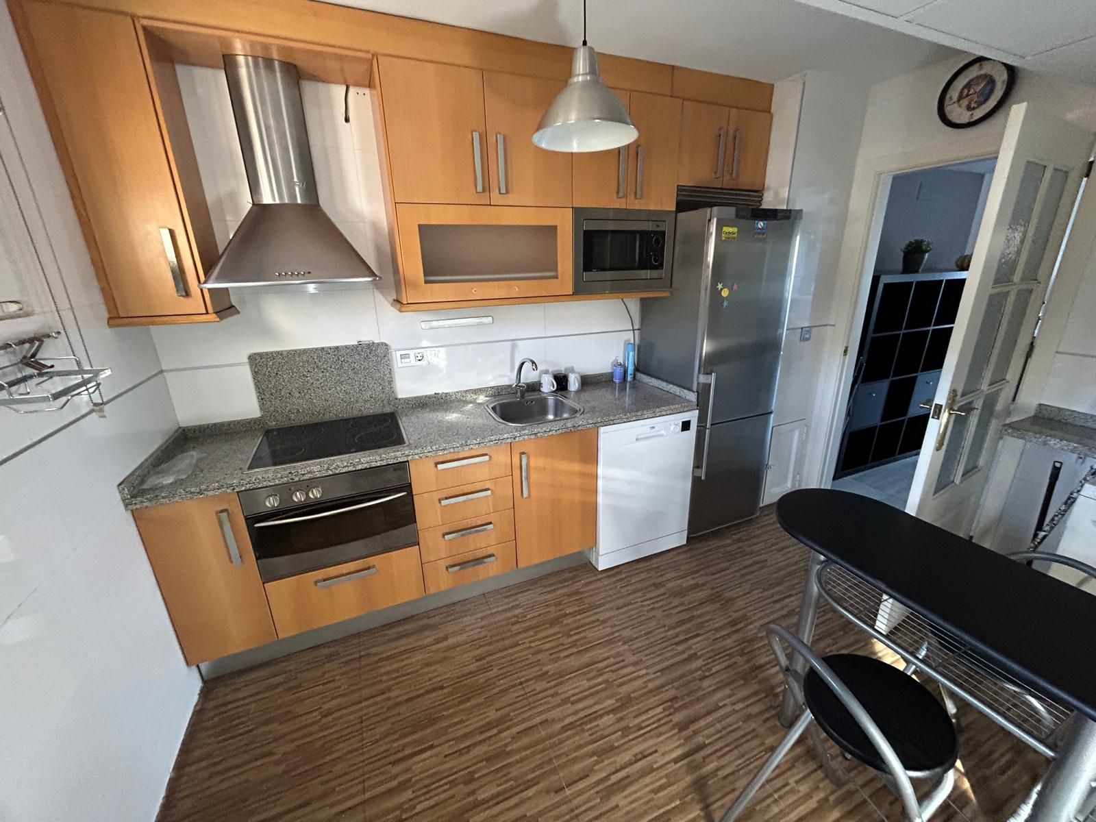 Cocina de Casa o chalet de alquiler en Las Gabias con Aire acondicionado, Terraza y Amueblado