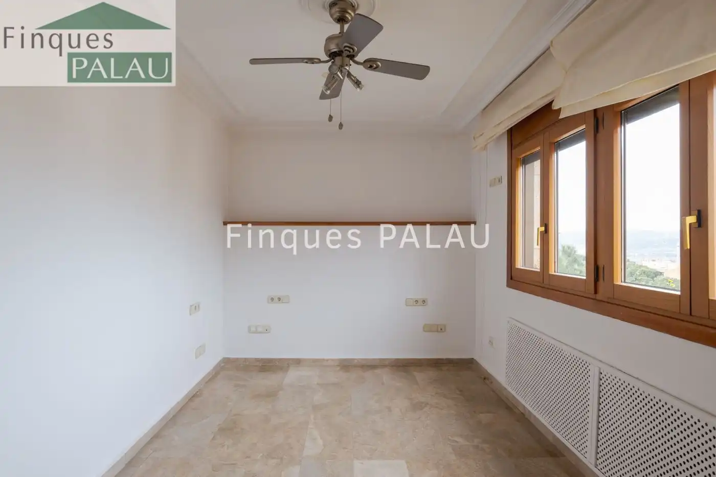 Habitación de Casa o chalet de alquiler en Sant Joan Despí con Aire acondicionado, Calefacción y Jardín privado