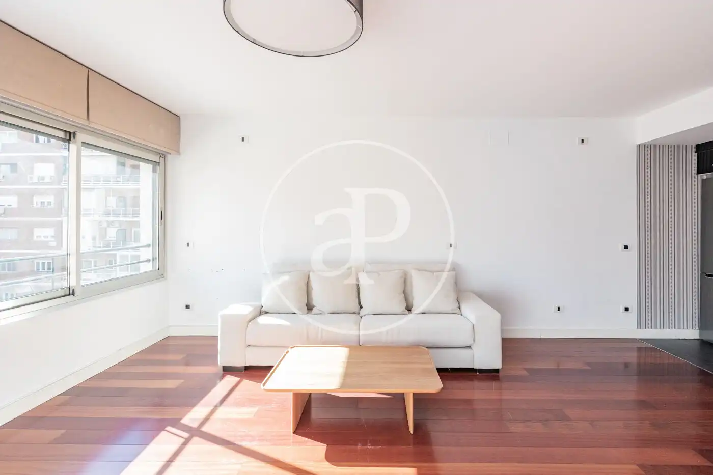 Wohnzimmer von Wohnung zum Verkauf in Madrid mit Klimaanlage, Heizung und Gemeinschaftspool