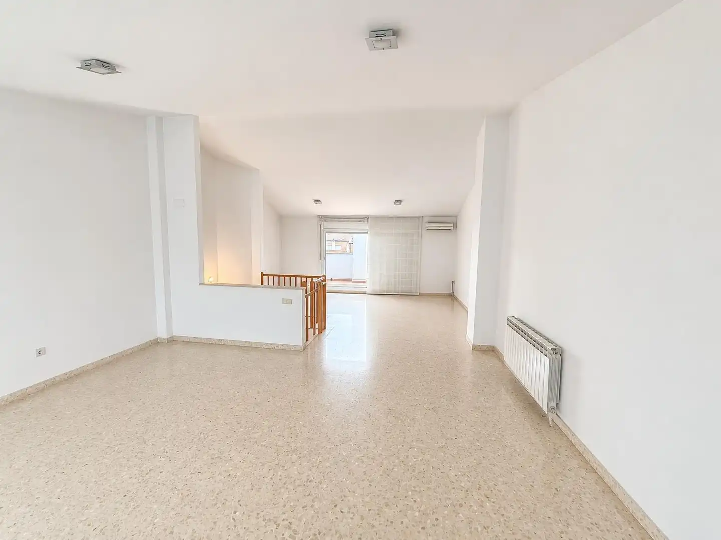 Casa adosada en venta en Castellar del Vallès con Aire acondicionado, Calefacción y Terraza