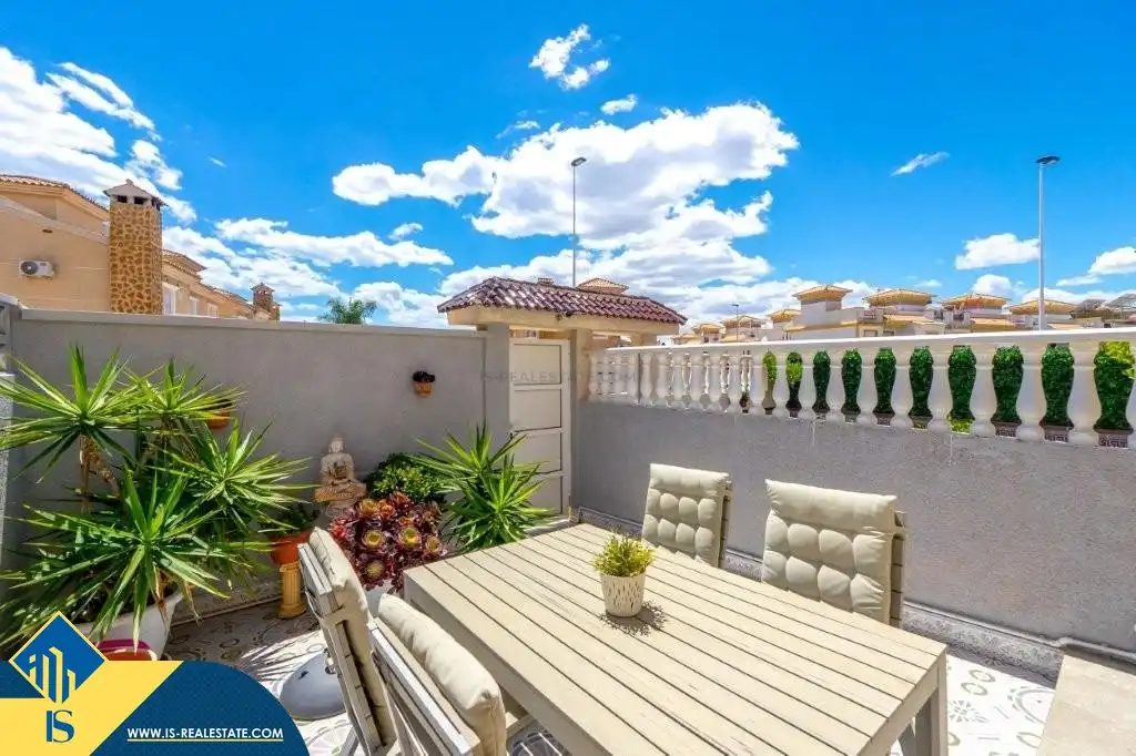Haus mit Pool zum Verkauf in Nueva Torrevieja - Aguas Nuevas, imagen 4