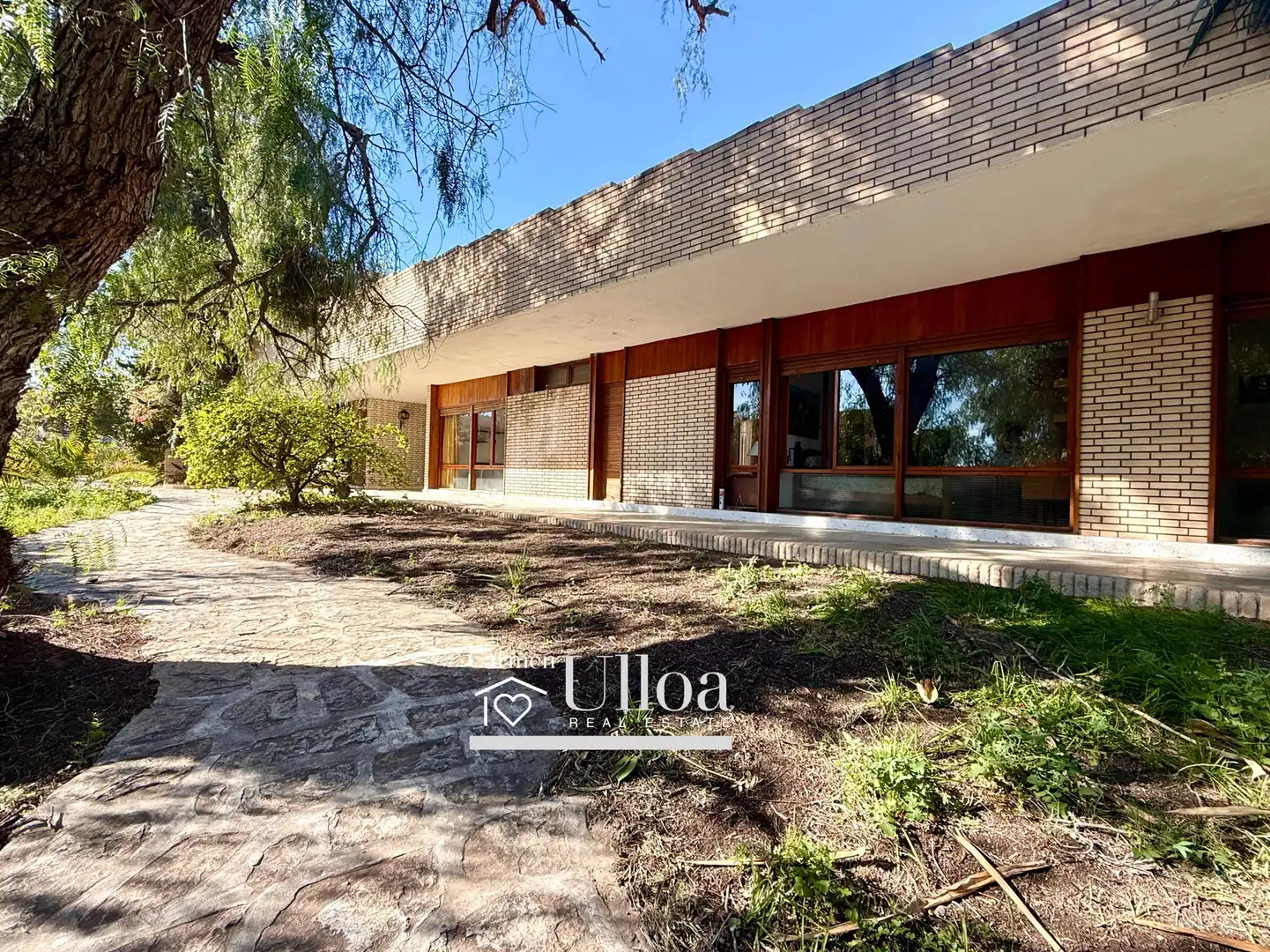 Vista exterior de Casa o chalet en venta en Alicante / Alacant con Calefacción, Jardín privado y Terraza