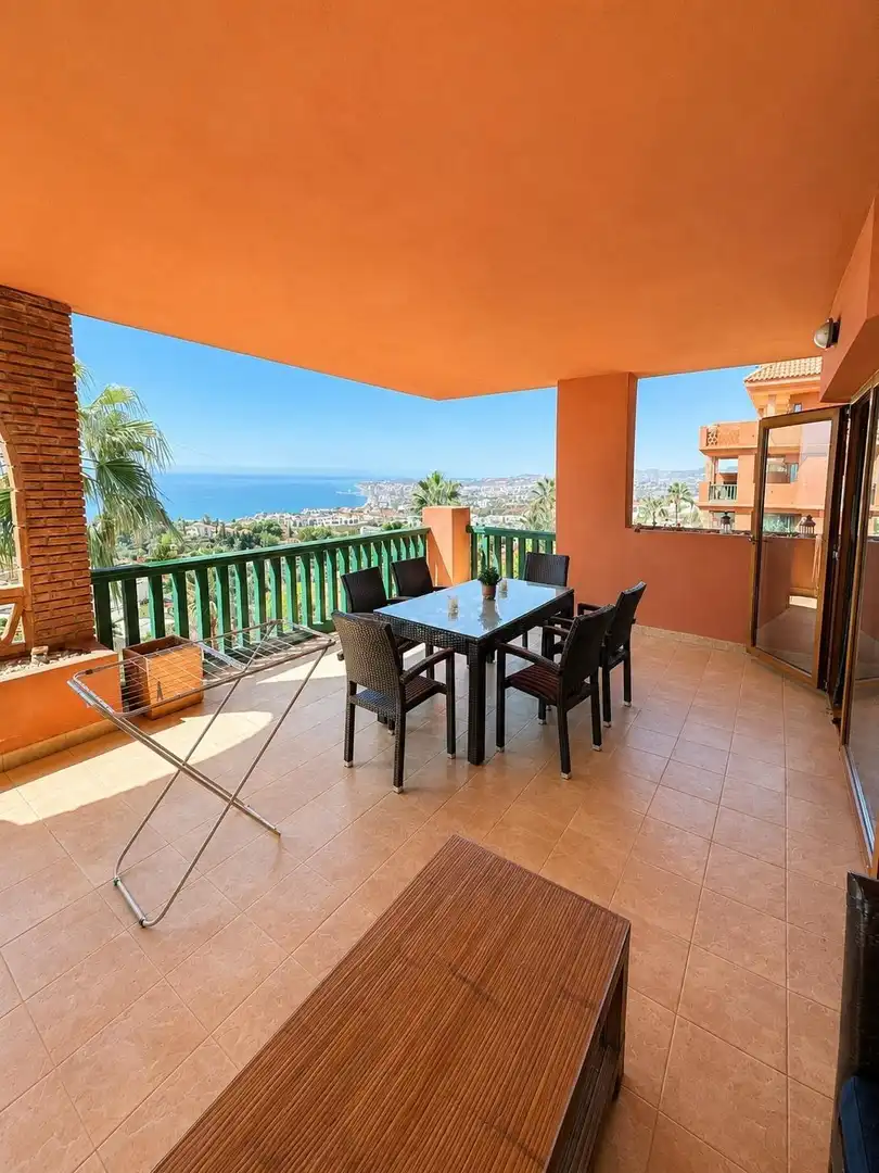 Terraza de Apartamento en venta en Benalmádena con Aire acondicionado, Jardín privado y Terraza