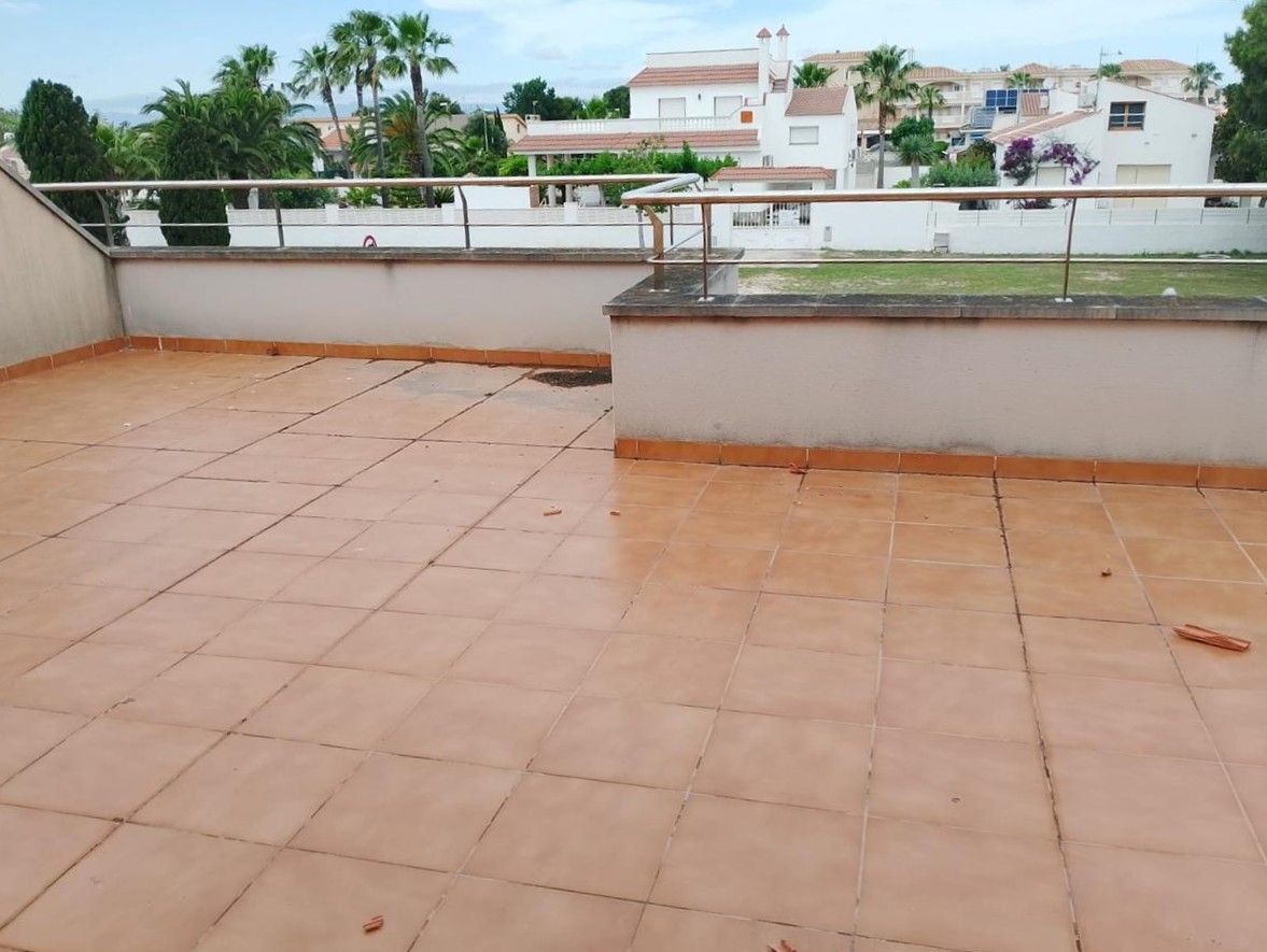 Terrassa de Casa o xalet en venda en Deltebre amb Terrassa