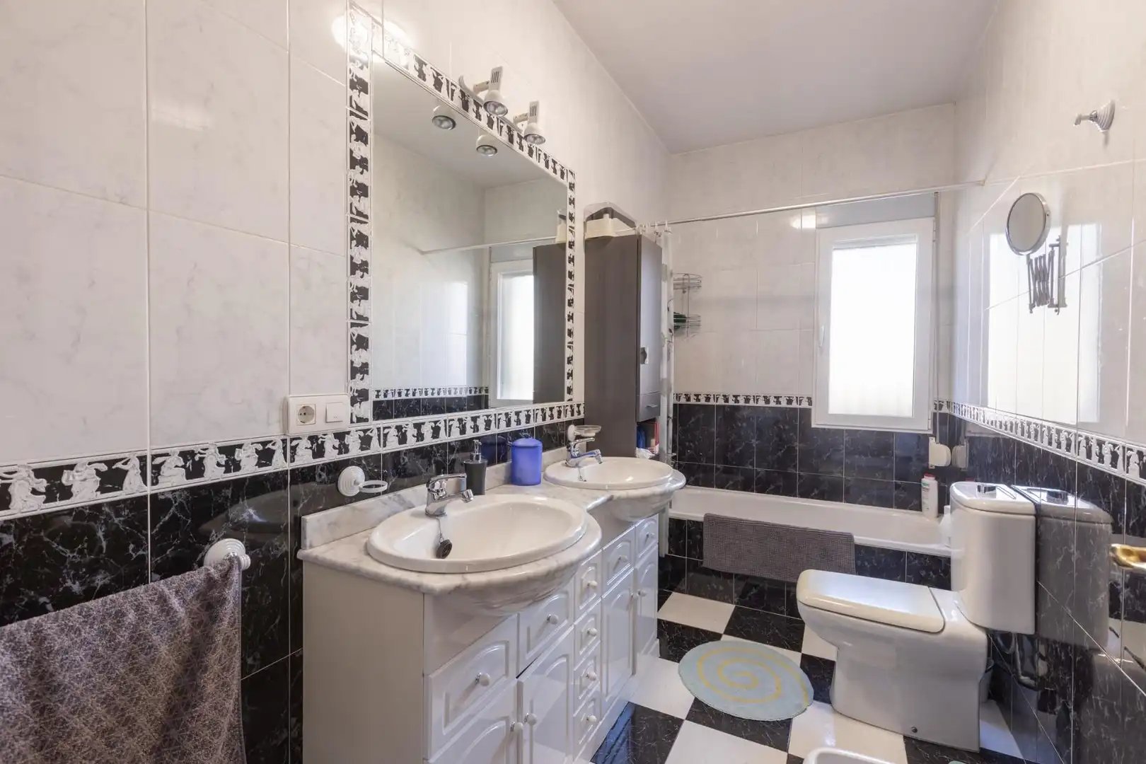 Bathroom of Houses for sale in Armilla  with Air Conditioner and Terrace