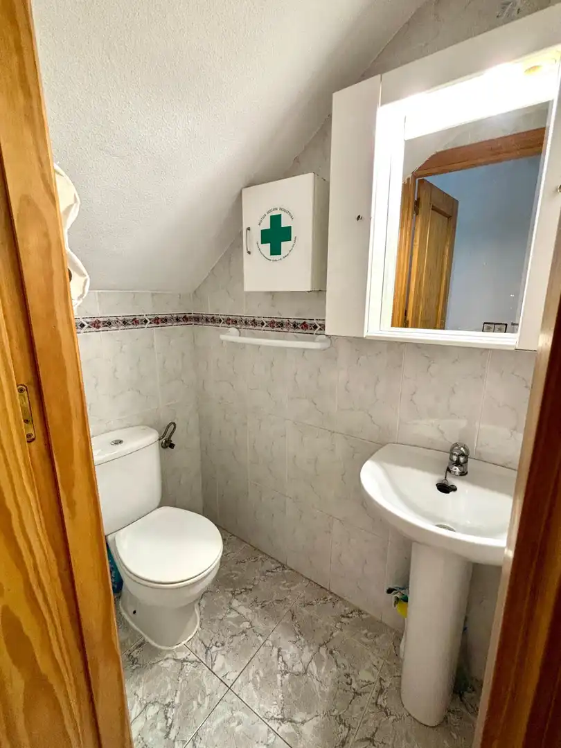 Bany de Casa adosada en venda en Torrevieja amb Aire condicionat, Calefacció i Terrassa