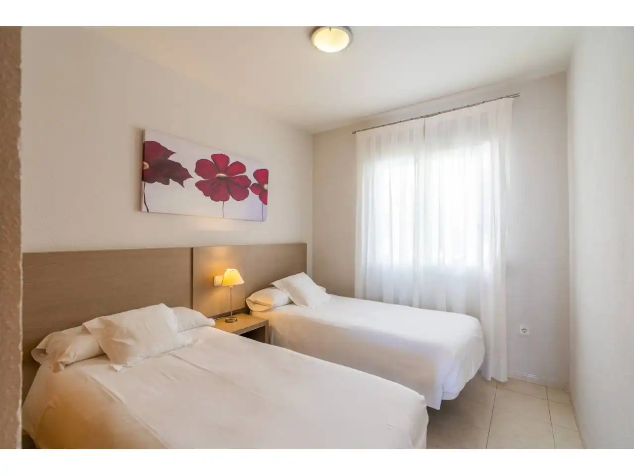 Habitación de Casa adosada en venta en Calpe / Calp con Aire acondicionado, Terraza y Amueblado