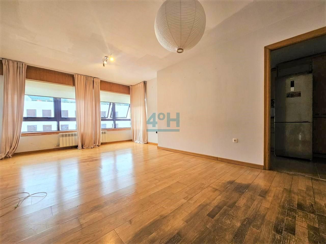 Sala d'estar de Apartament en venda en Ourense Capital  amb Calefacció i Terrassa