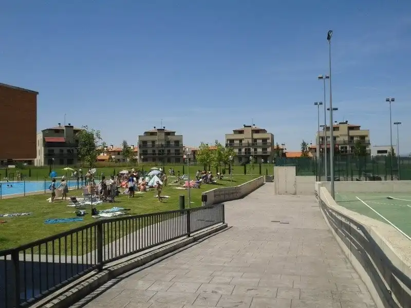 Appartamento con piscina in vendita a Avenida La Rioja 104, imagen 46