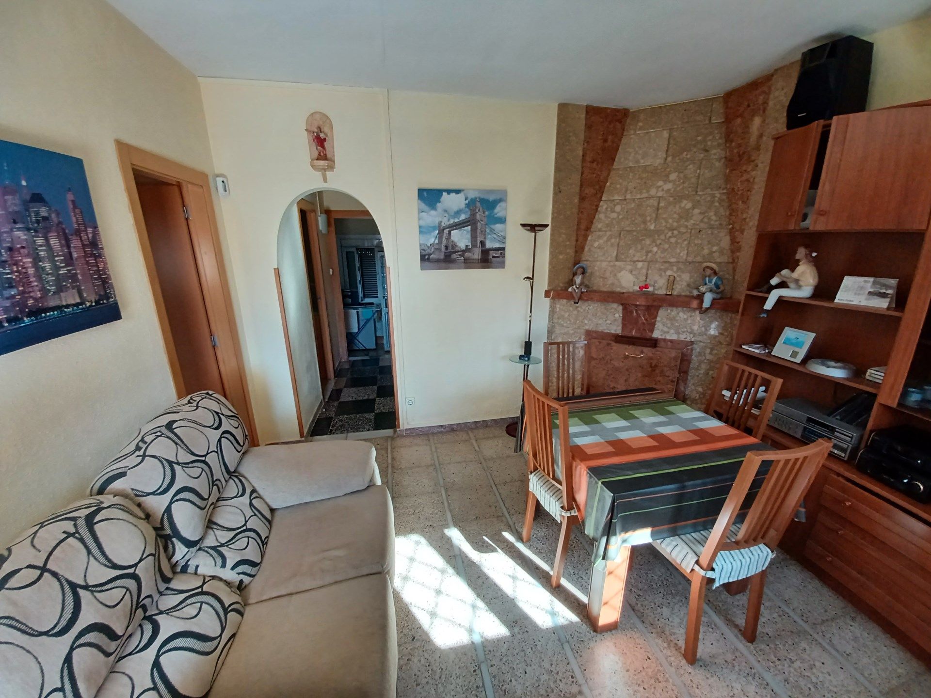 Sala d'estar de Casa o xalet en venda en Rubí amb Calefacció, Terrassa i Traster