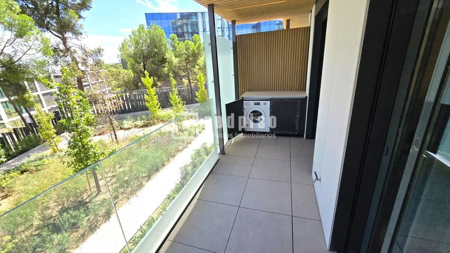 Terrasse von Wohnung zur Miete in Madrid mit Privatgarten, Terrasse und Abstellraum