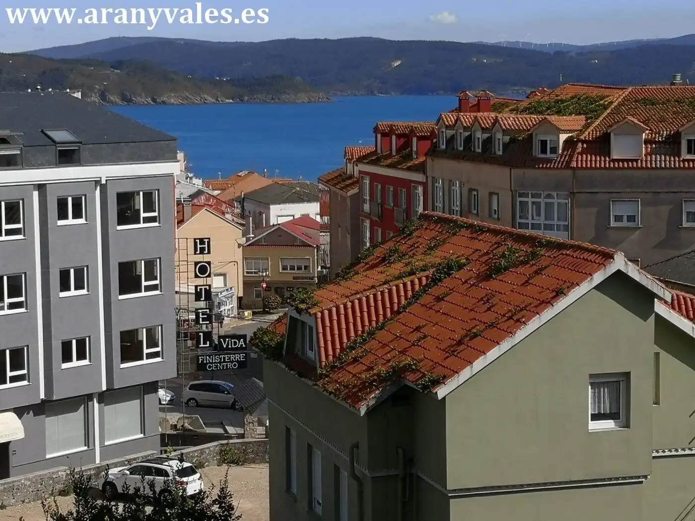 Vista exterior de Edifici en venda en Fisterra