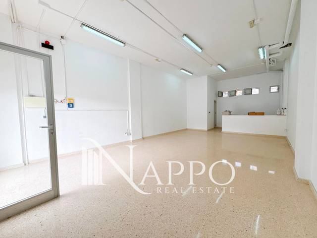 Local comercial en Venta en Perez Galdos en Foners