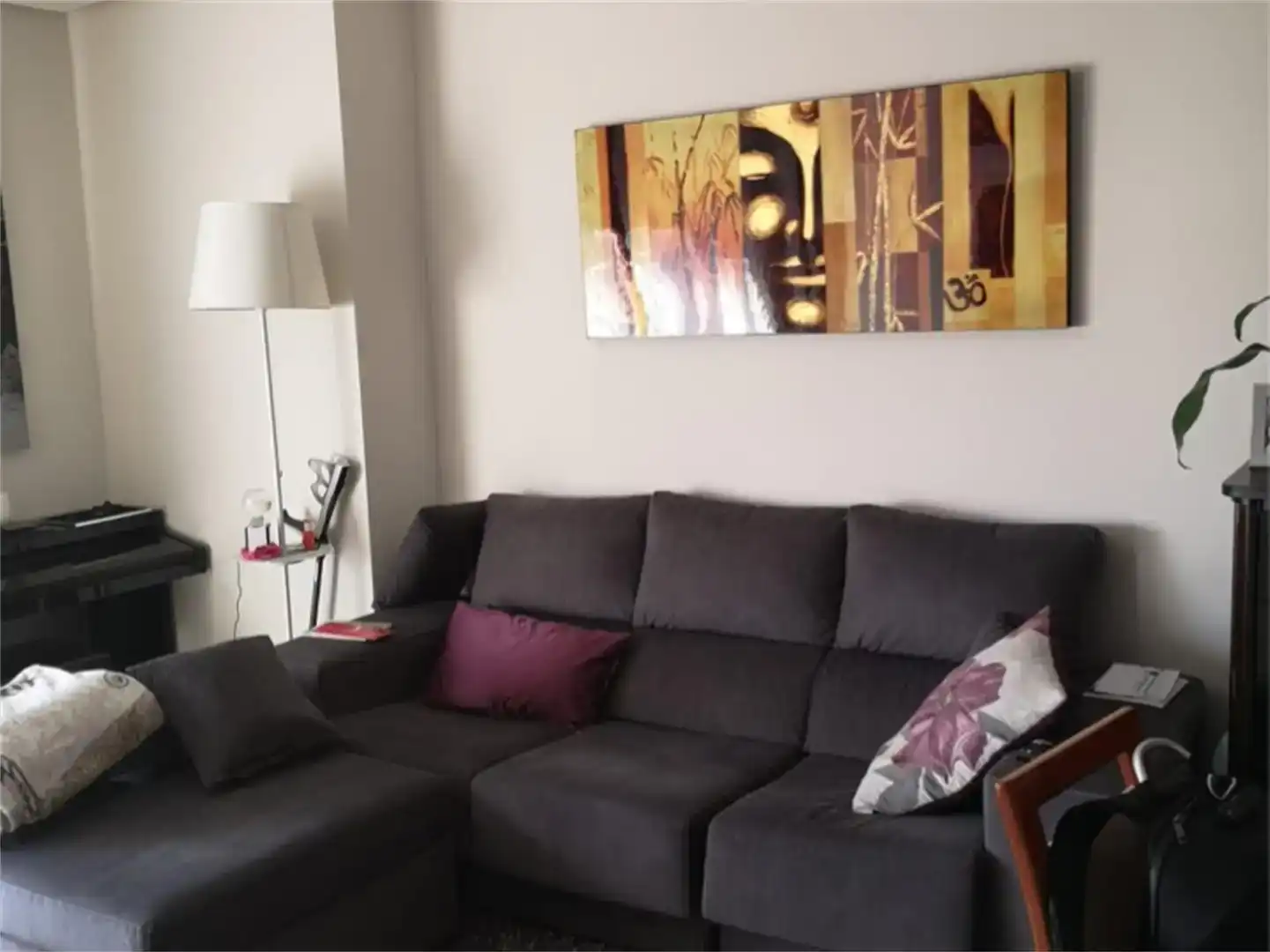 Living room of Flat for rent in  Logroño  with Air Conditioner, Swimming Pool and Balcony