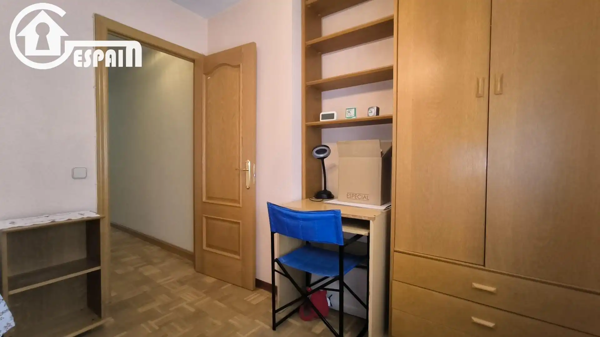 Bedroom of Flat for sale in Madrid  with Air Conditioner and Heating