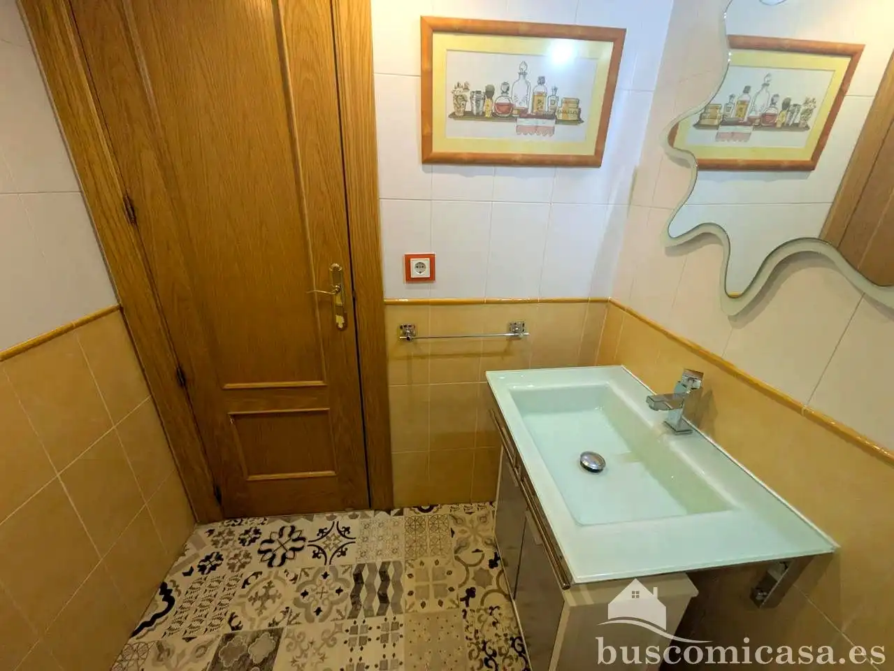 Bathroom of Flat for rent in Linares  with Air Conditioner and Furnished