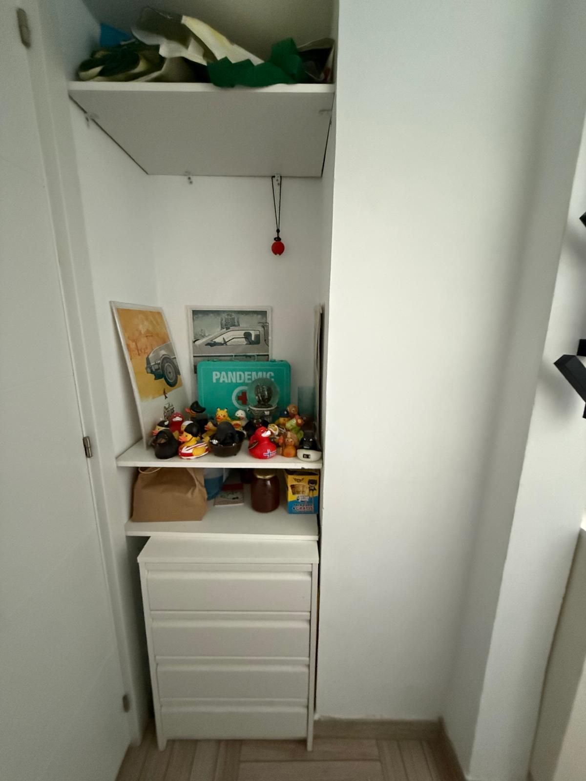 Habitación de Piso en venta en  Madrid Capital con Calefacción, Terraza y Balcón
