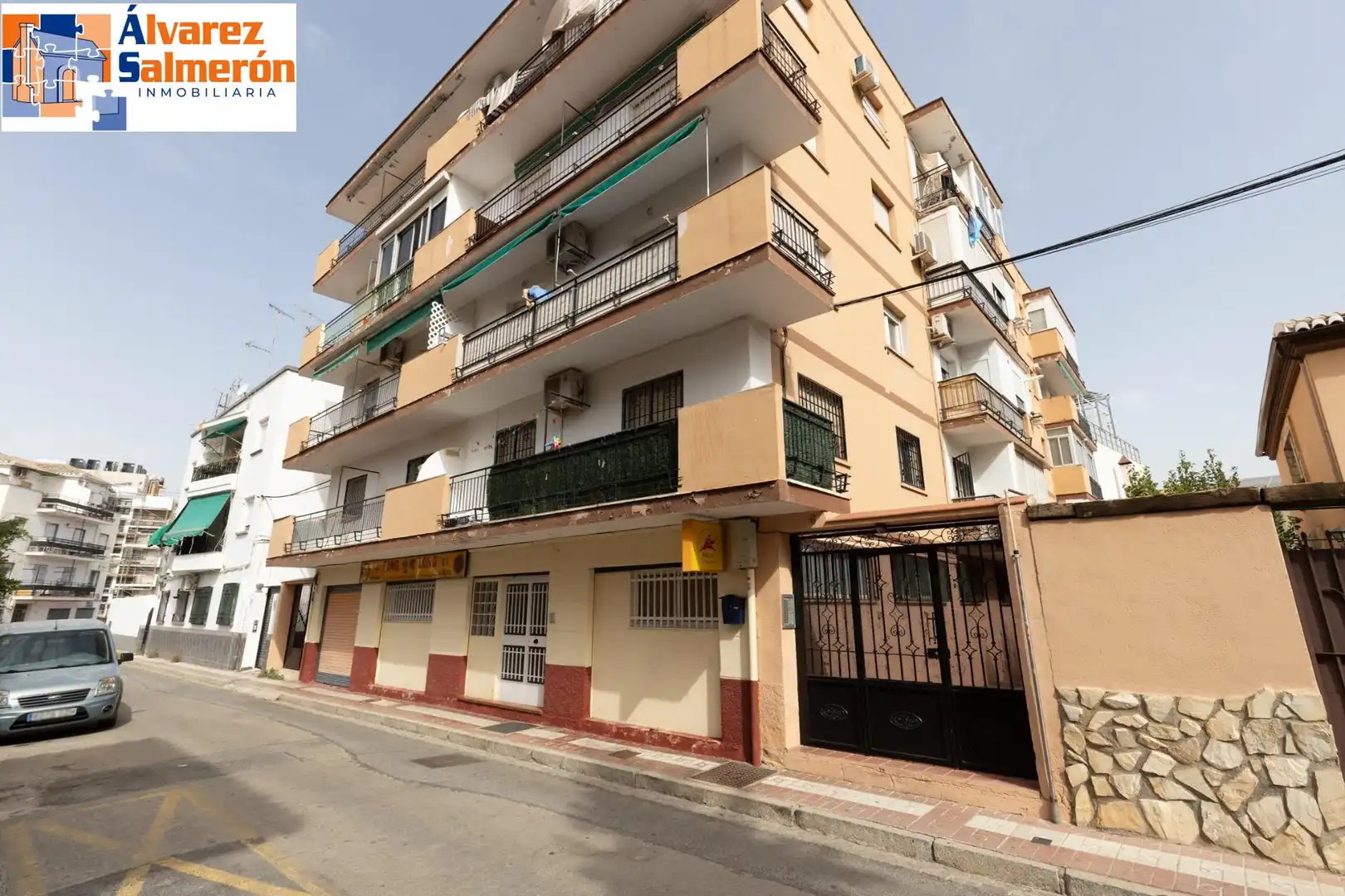 Exterior view of Flat for sale in Genil